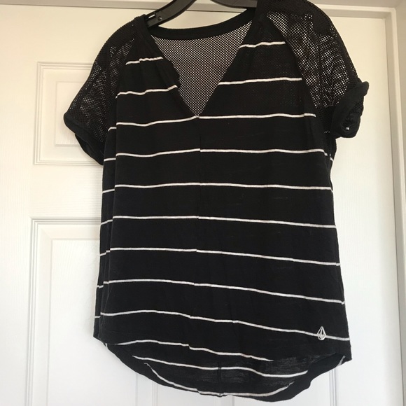 EUC Volcom Mesh Detail Striped Short Sleeve Tee - Picture 3 of 5